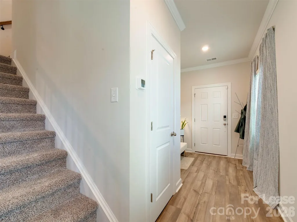 4009 Woodland View Drive Charlotte NC 28215