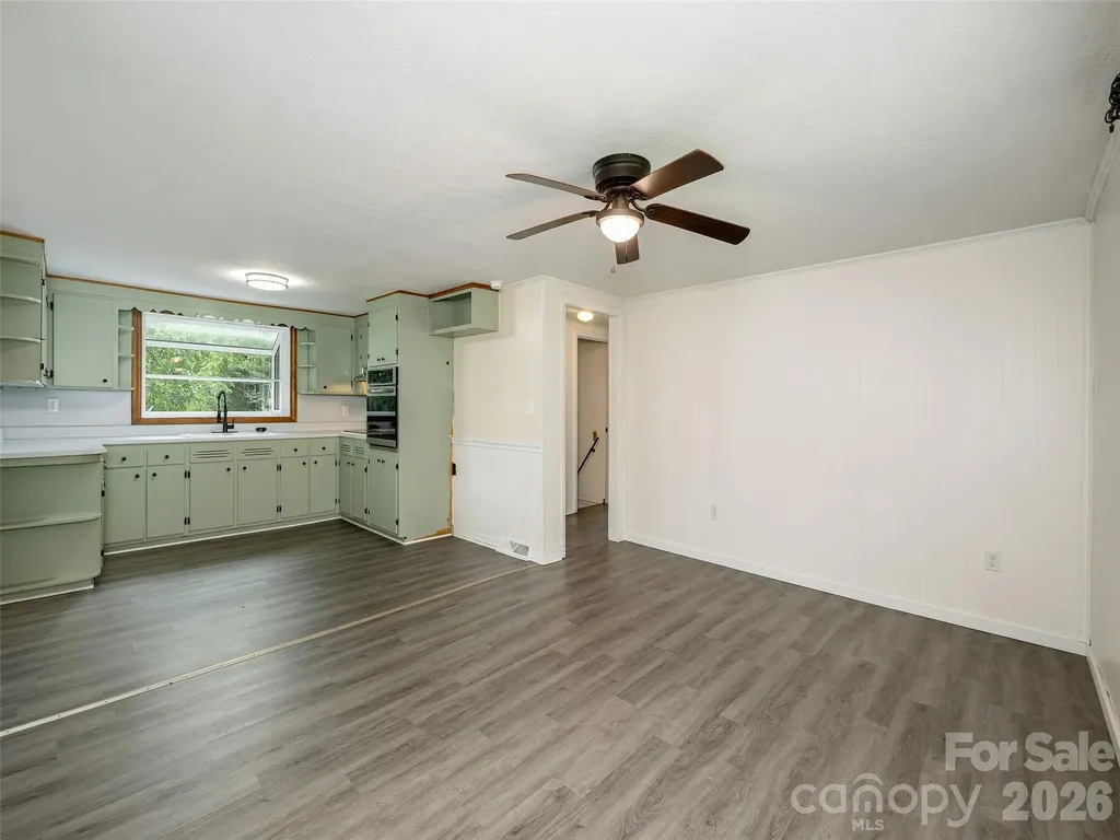 340 Mauney Cove Waynesville NC 28786