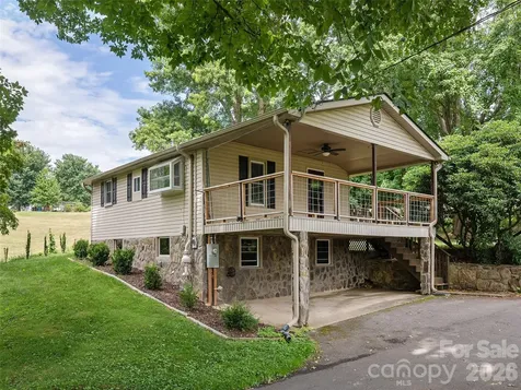 340 Mauney Cove Waynesville NC 28786