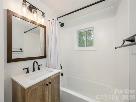 340 Mauney Cove Waynesville NC 28786