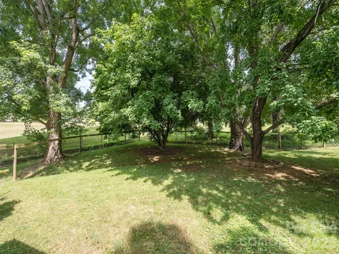 340 Mauney Cove Waynesville NC 28786