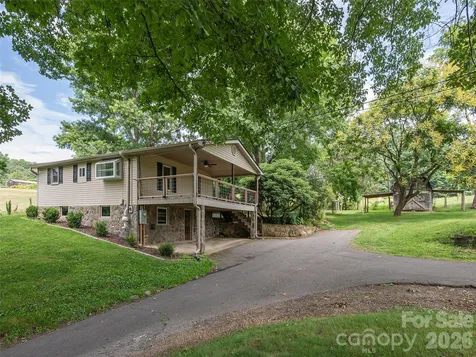 340 Mauney Cove Waynesville NC 28786