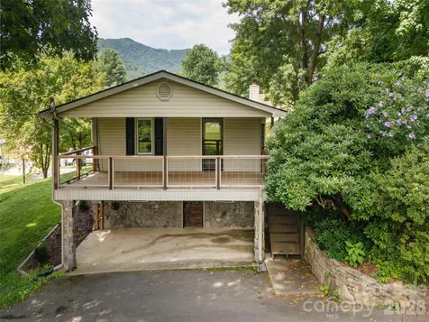 340 Mauney Cove Waynesville NC 28786