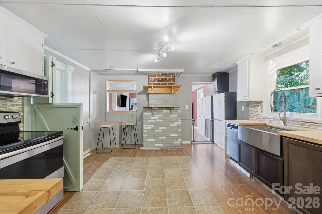 1715 N Main Street China Grove NC 28023