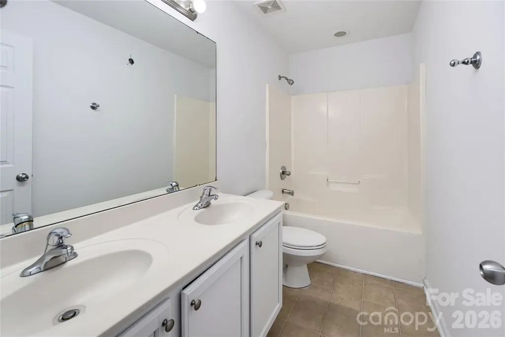 5226 Coffeeberry Lane Charlotte NC 28227
