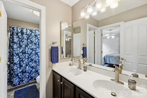 6121 Lostgate Lane Waxhaw NC 28173