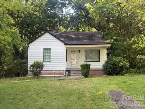 112 10th Avenue SE Hickory NC 28602