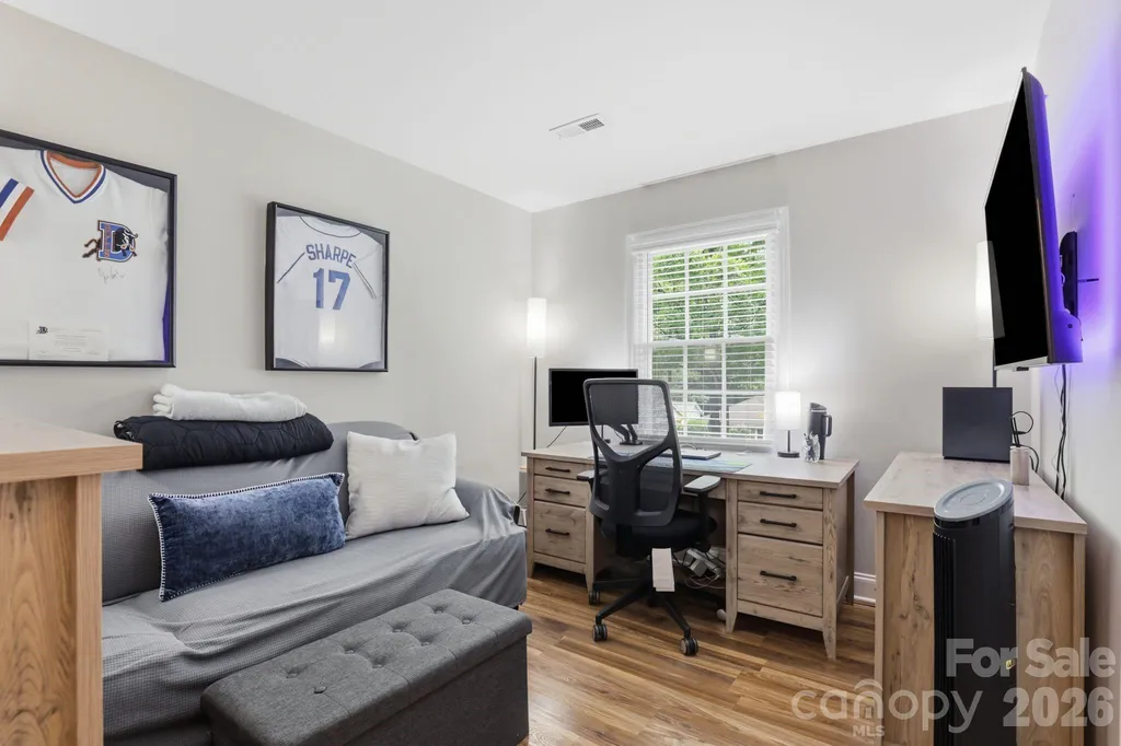 4927 Farm Pond Lane Charlotte NC 28212