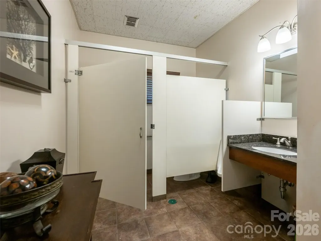 60 Phifer Street Asheville NC 28801