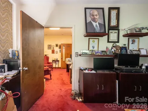 60 Phifer Street Asheville NC 28801