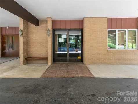 60 Phifer Street Asheville NC 28801