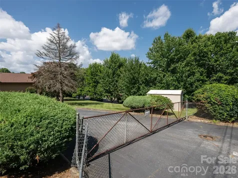 60 Phifer Street Asheville NC 28801