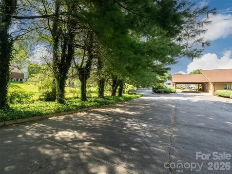 60 Phifer Street Asheville NC 28801