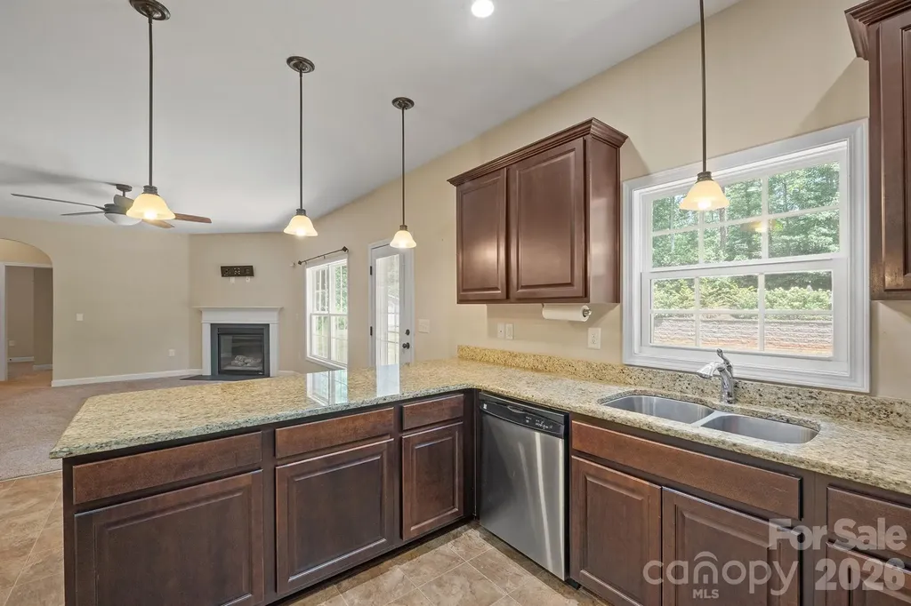 4628 Cayton Drive Maiden NC 28650