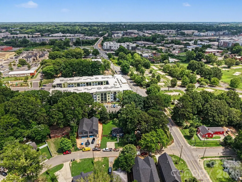 2708 Catalina Avenue Charlotte NC 28206