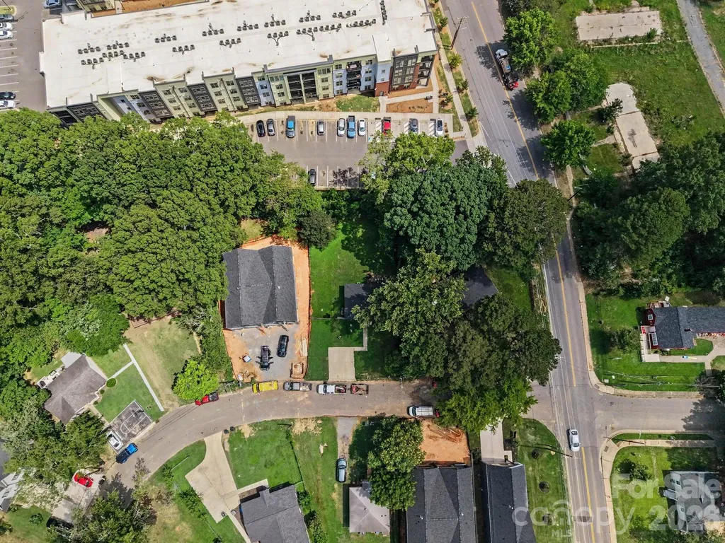 2708 Catalina Avenue Charlotte NC 28206