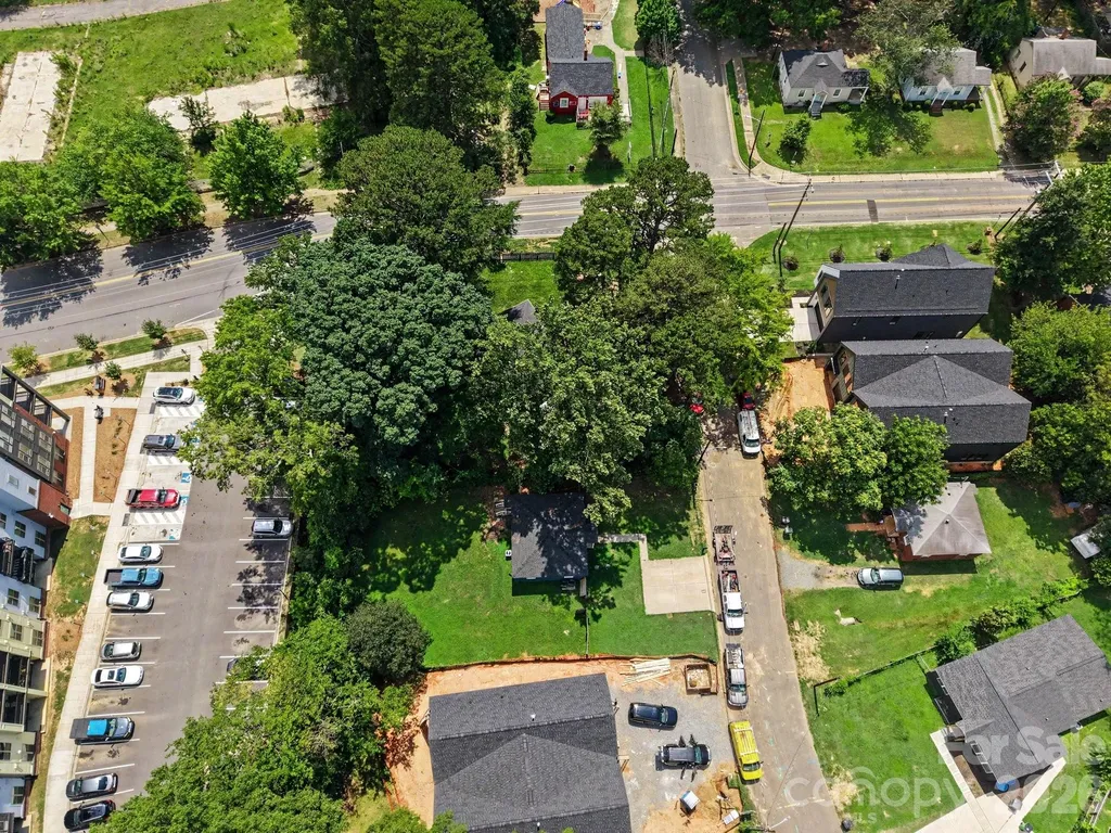 2708 Catalina Avenue Charlotte NC 28206