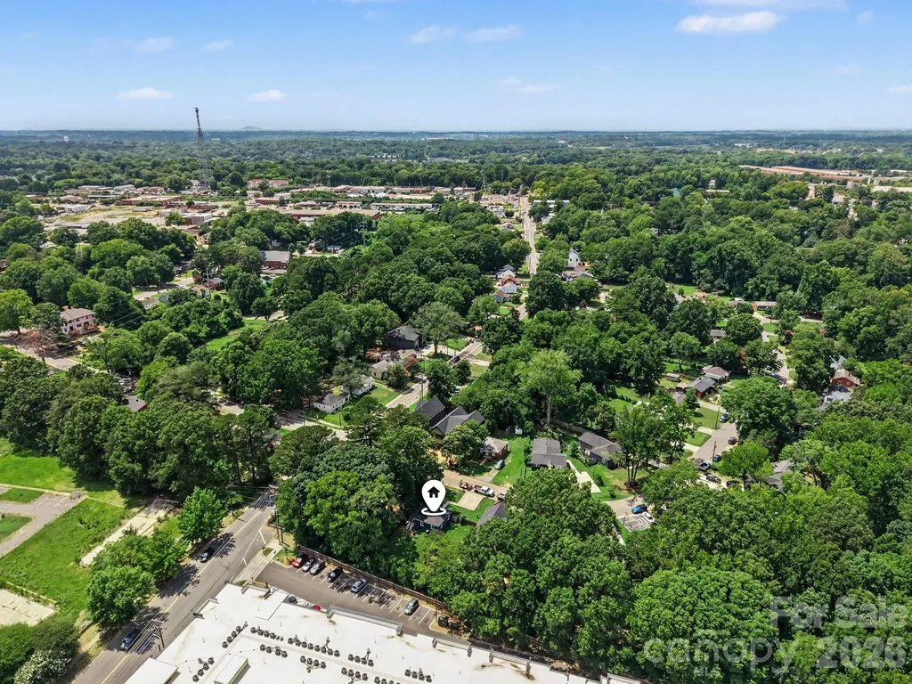 2708 Catalina Avenue Charlotte NC 28206
