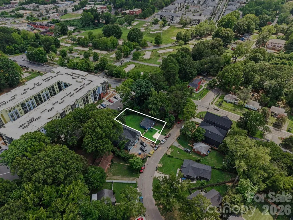 2708 Catalina Avenue Charlotte NC 28206