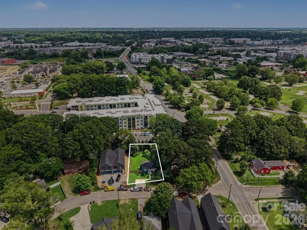 2708 Catalina Avenue Charlotte NC 28206