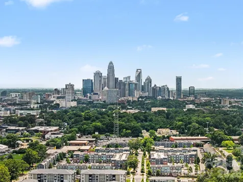 2708 Catalina Avenue Charlotte NC 28206