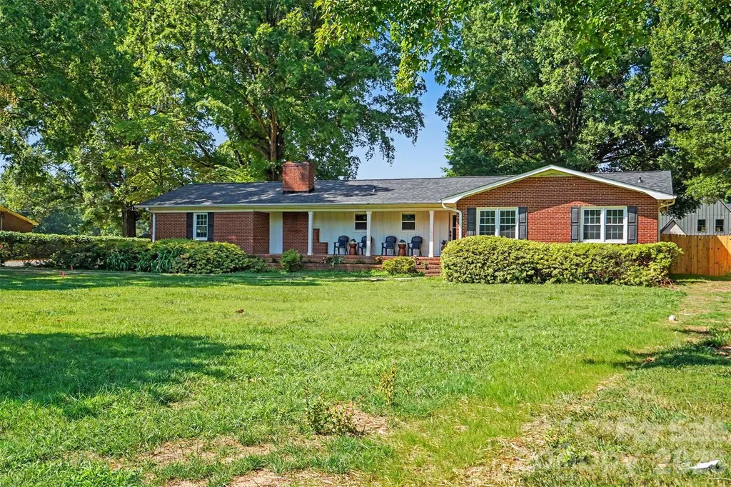12620 Idlewild Road Matthews NC 28105