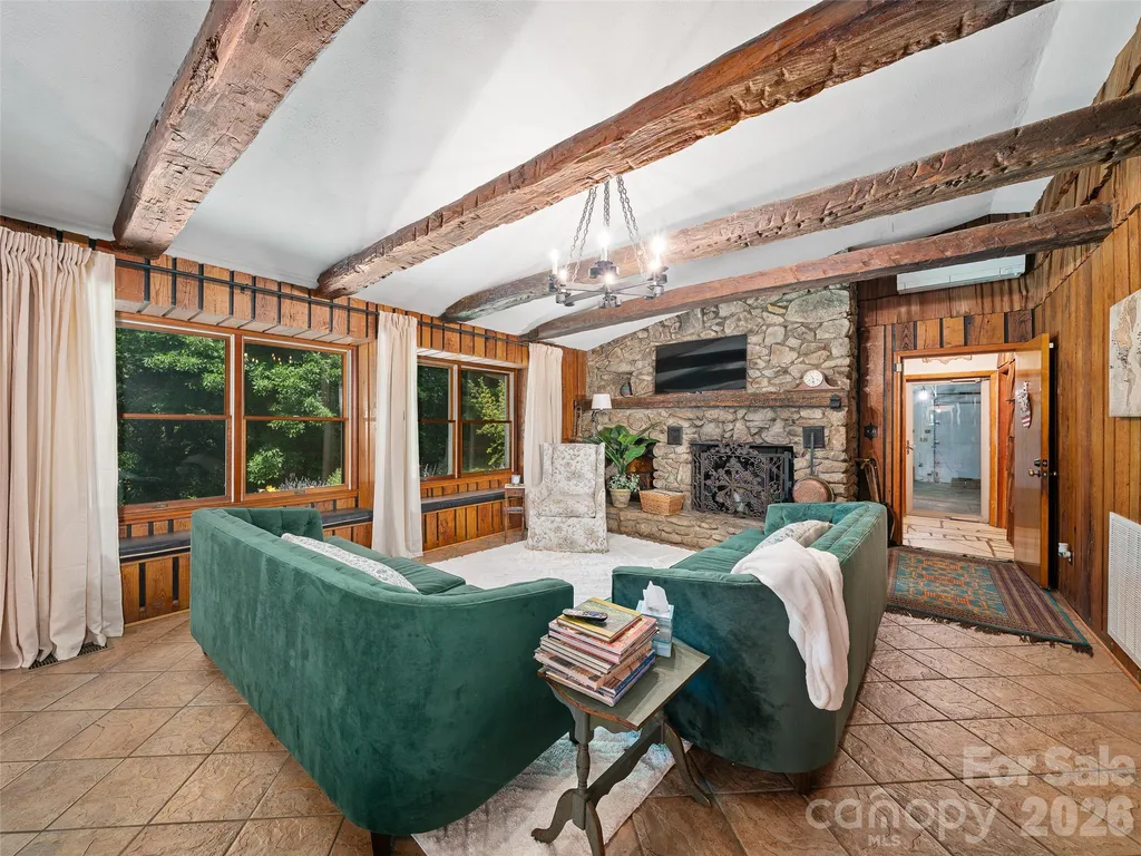 1617 California Creek Road Mars Hill NC 28754
