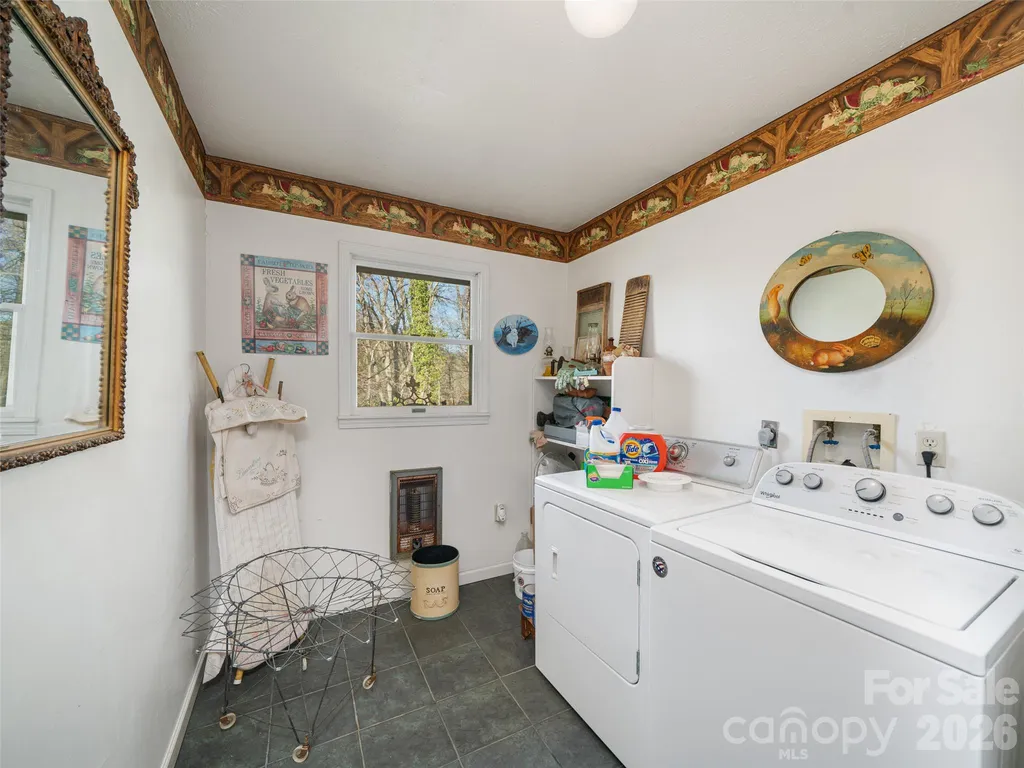 1617 California Creek Road Mars Hill NC 28754