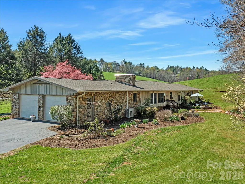 1617 California Creek Road Mars Hill NC 28754