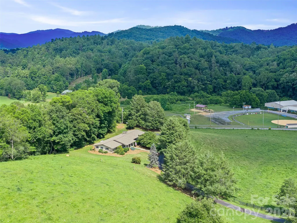 1617 California Creek Road Mars Hill NC 28754