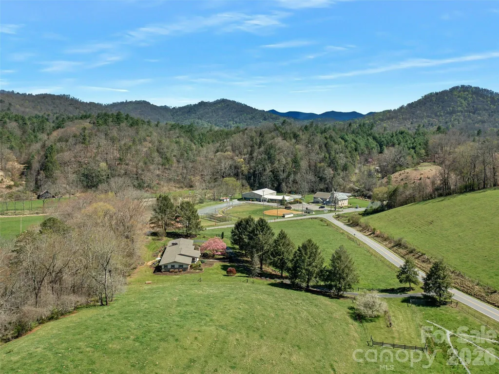1617 California Creek Road Mars Hill NC 28754