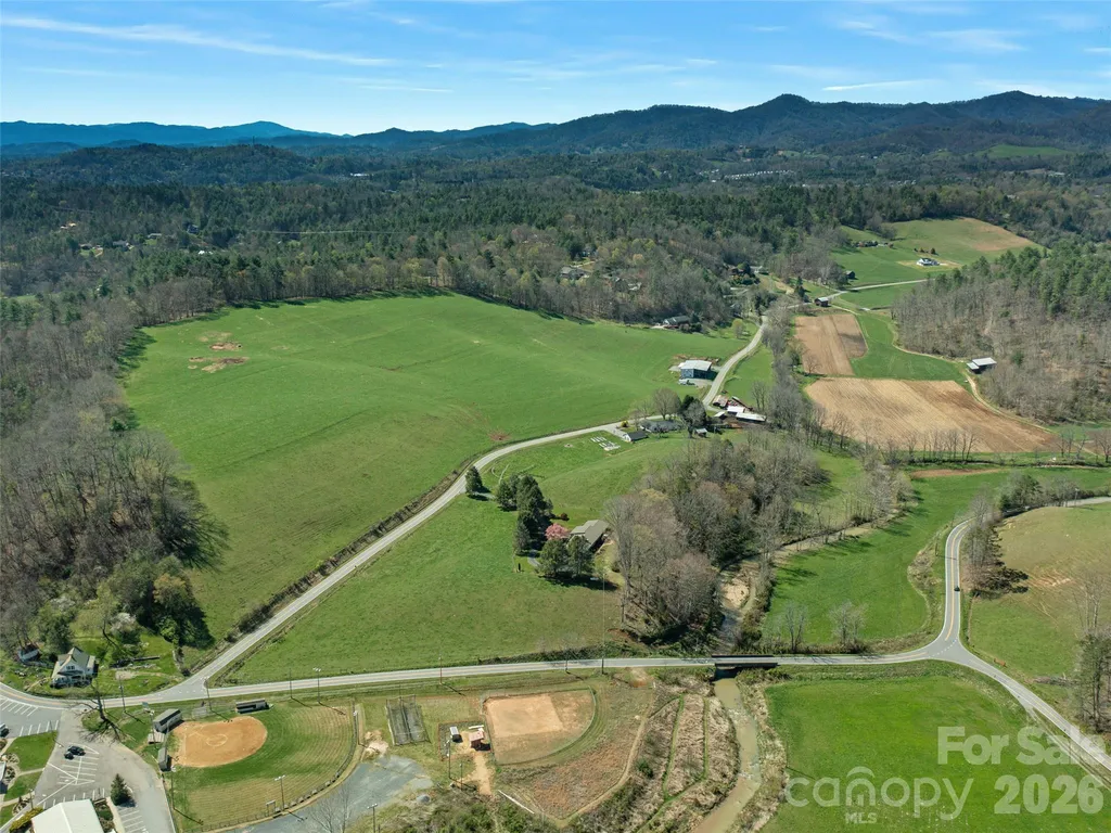 1617 California Creek Road Mars Hill NC 28754
