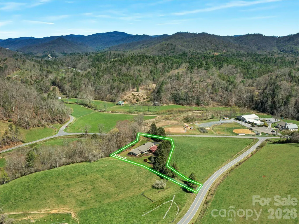 1617 California Creek Road Mars Hill NC 28754