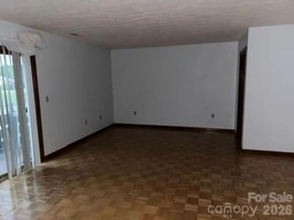 317 Low Bridge Road Forest City NC 28043