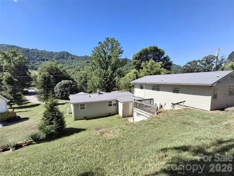2795 Old Henson Cove Road Canton NC 28716