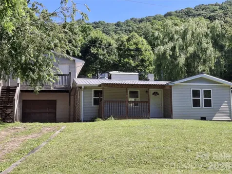 2795 Old Henson Cove Road Canton NC 28716