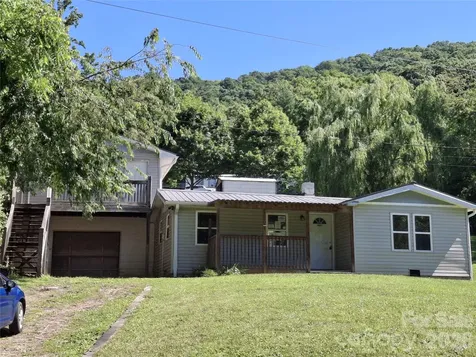 2795 Old Henson Cove Road Canton NC 28716