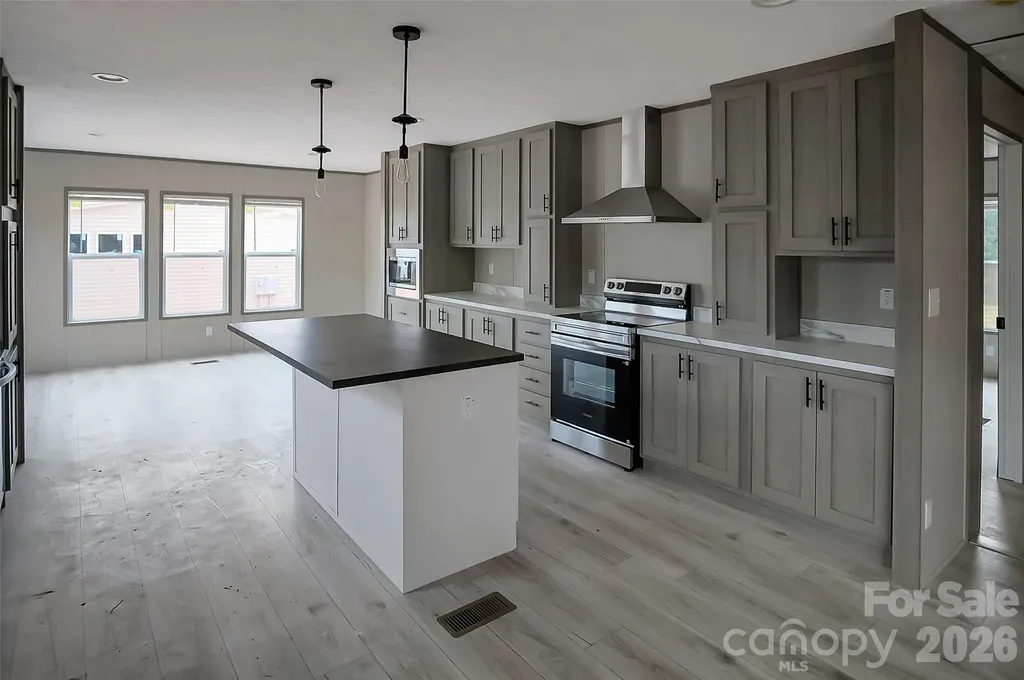 805 Eagle View Lane Lawndale NC 28090