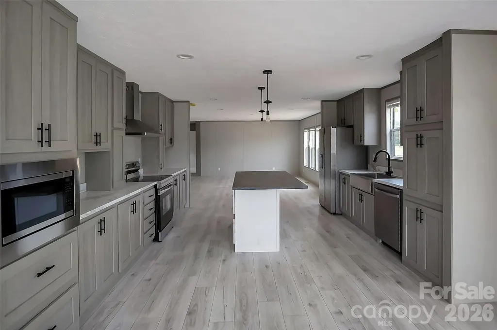 805 Eagle View Lane Lawndale NC 28090