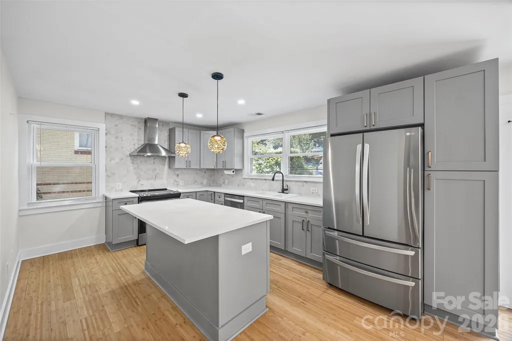 4910 Valley Stream Road Charlotte NC 28209