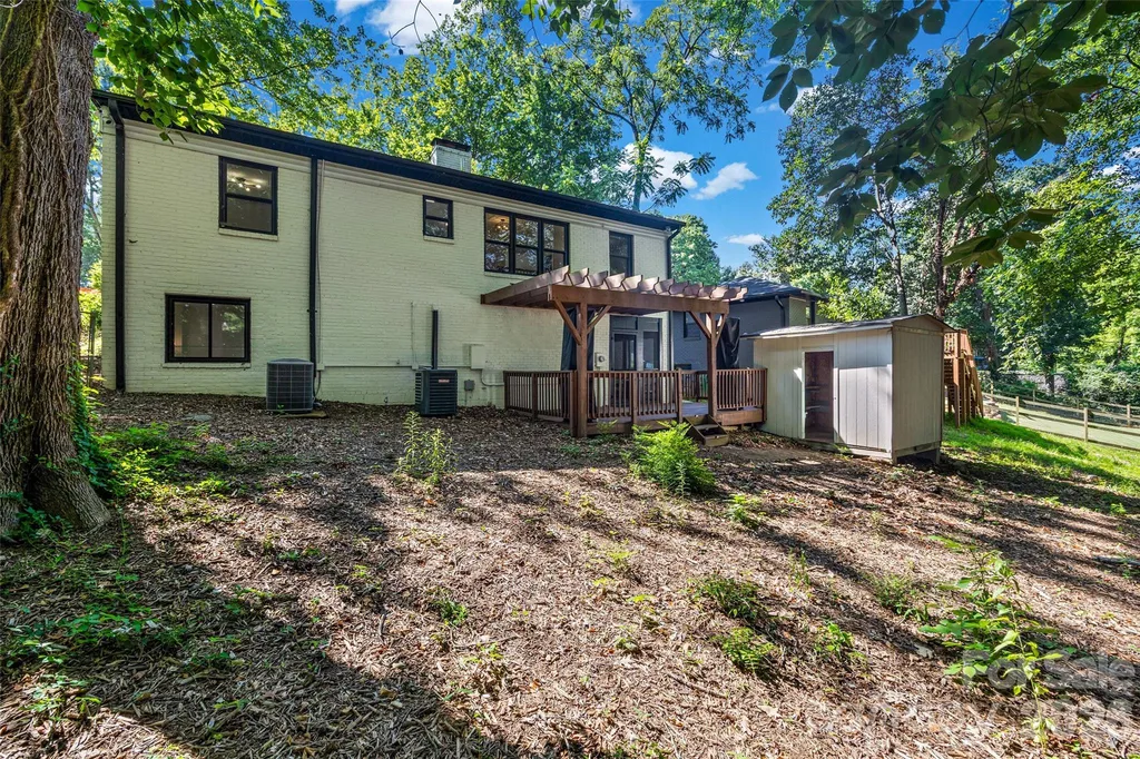 4910 Valley Stream Road Charlotte NC 28209