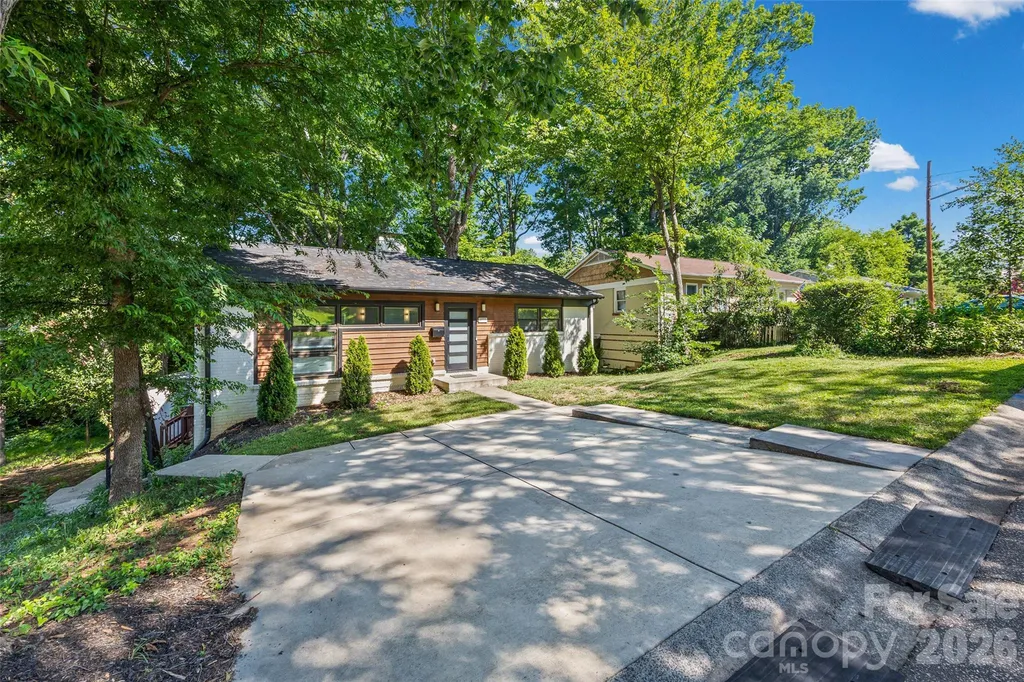 4910 Valley Stream Road Charlotte NC 28209