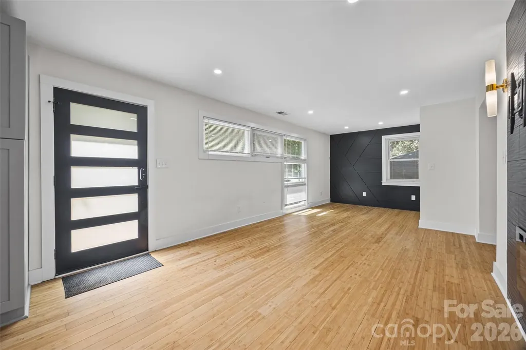 4910 Valley Stream Road Charlotte NC 28209