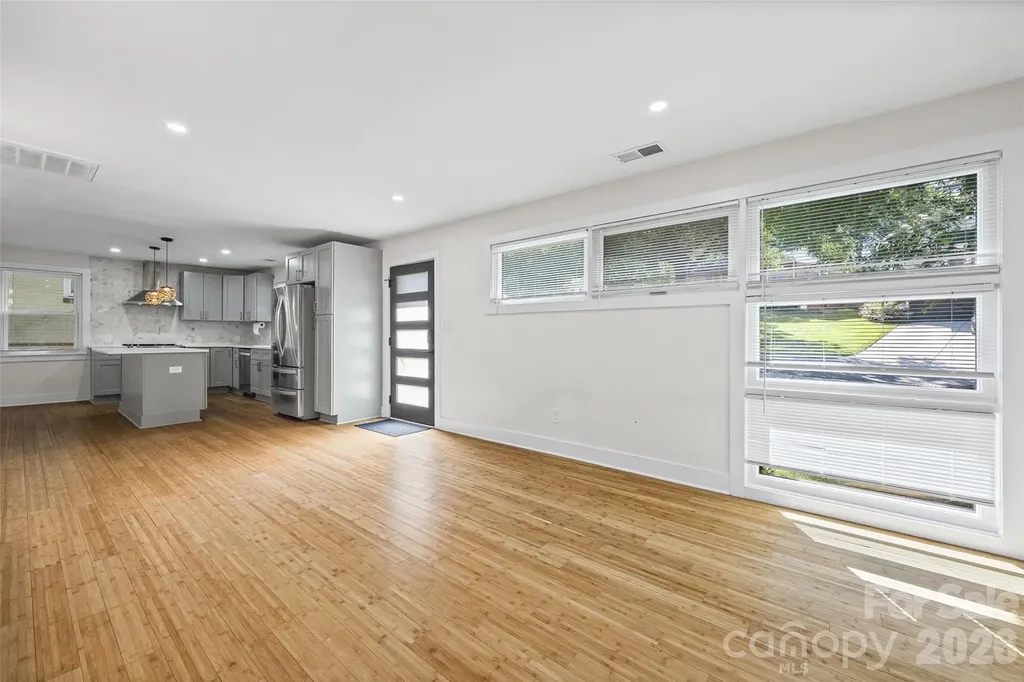 4910 Valley Stream Road Charlotte NC 28209