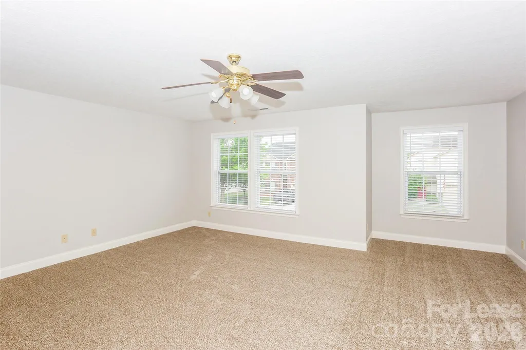 5525 Hammermill Drive Harrisburg NC 28075