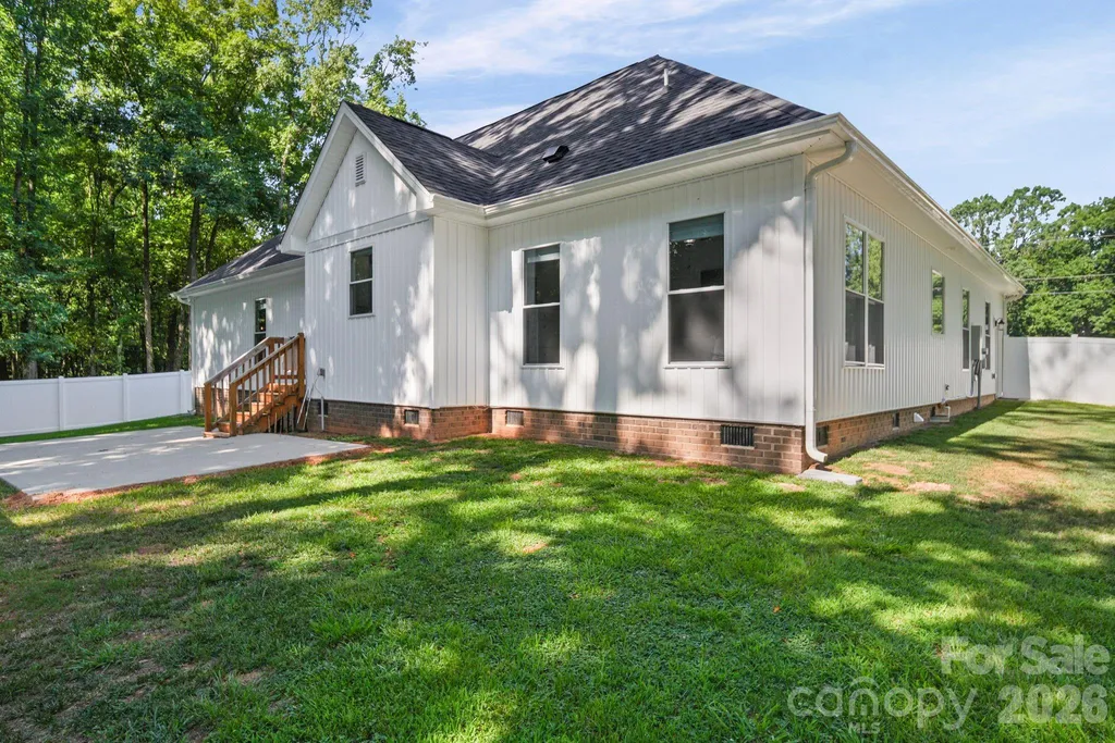3002 Brooks Mill Lane Wingate NC 28174