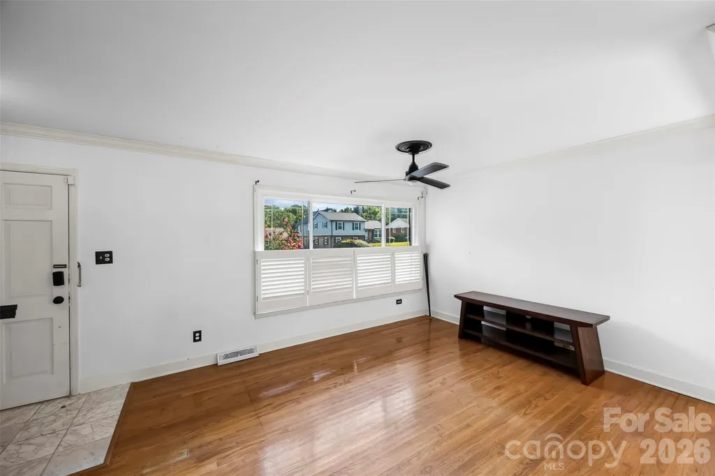 1830 Northbrook Drive Charlotte NC 28216