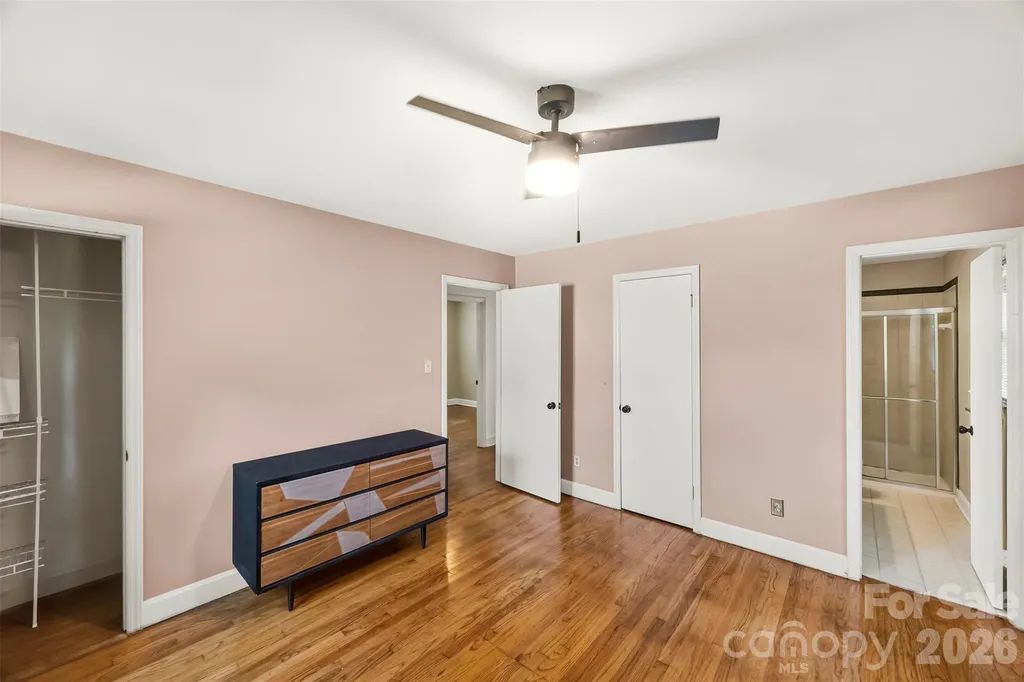 1830 Northbrook Drive Charlotte NC 28216