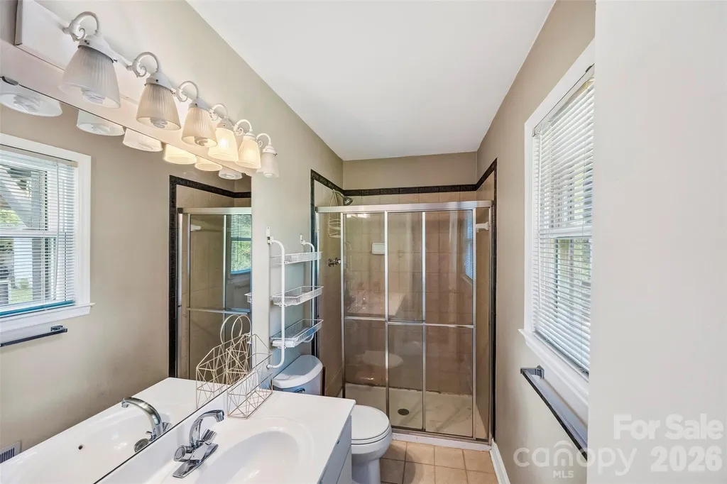1830 Northbrook Drive Charlotte NC 28216