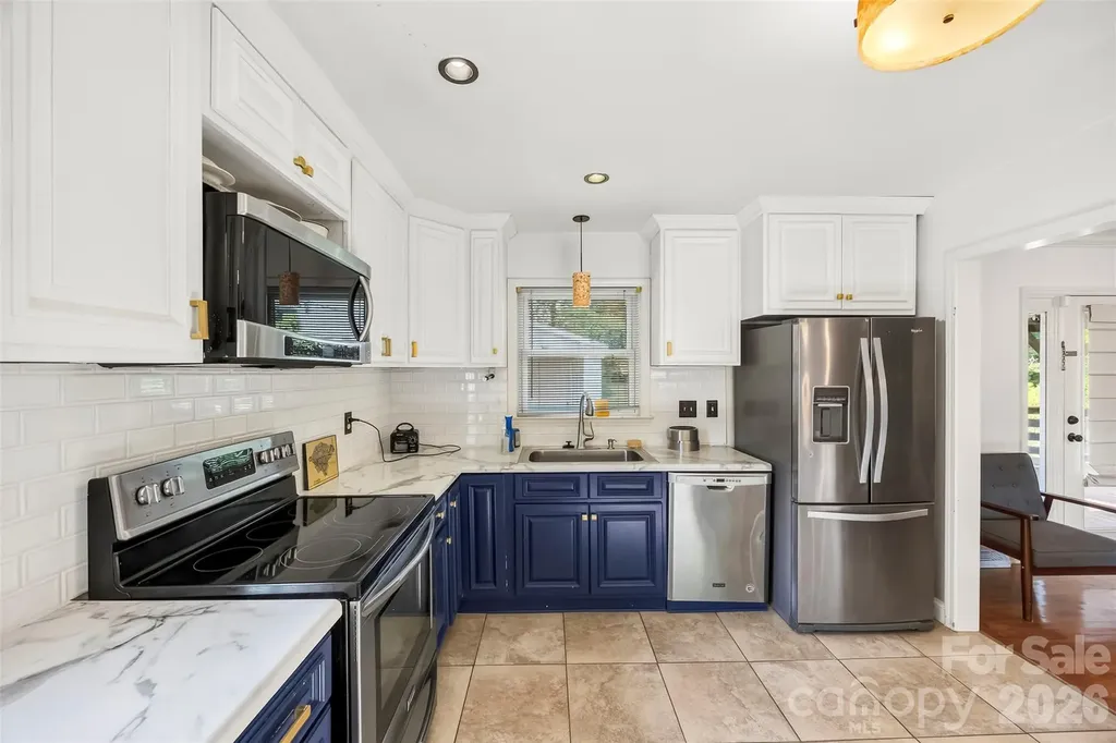 1830 Northbrook Drive Charlotte NC 28216